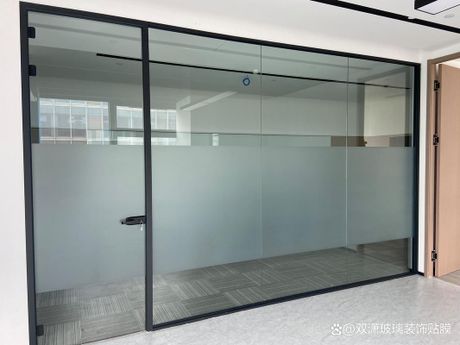 玻璃贴膜怎么贴