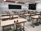 教室门，教室门打不开，学生被困教室，该如何应对？
