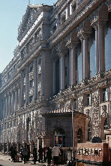 欧式建筑图片饱览：探索传统与现代一步到位的结合